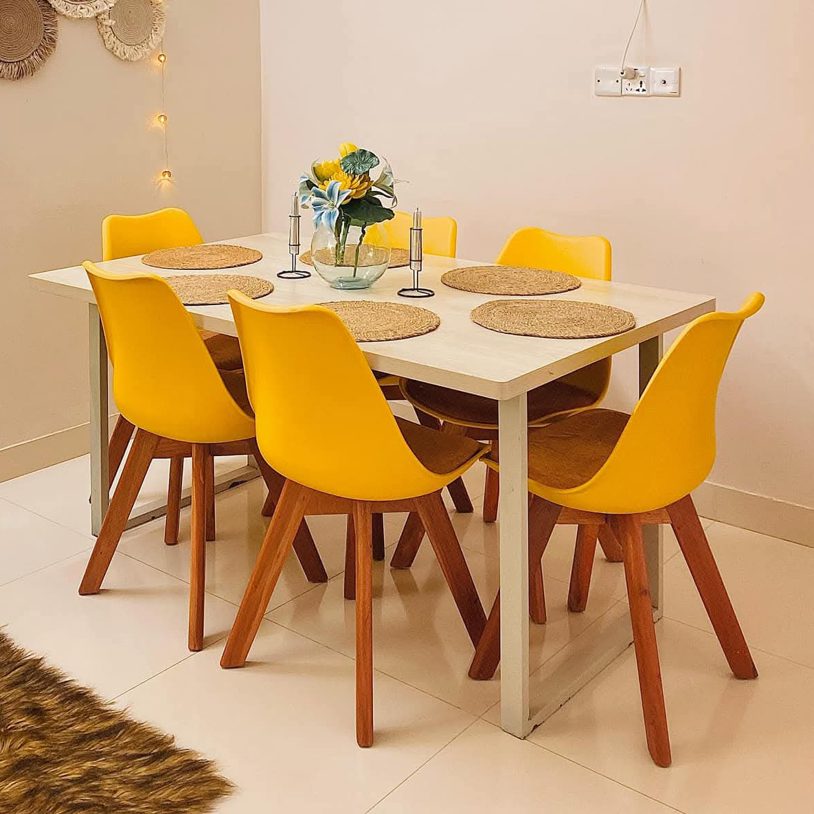 Dinning Set with Tulip Chair